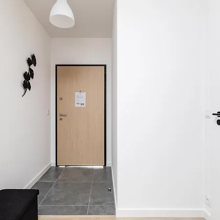 Superapart Nowy Sluzewiec, Next To Chopina Airport, Tor Sluzewiec, Aircondition Appartement