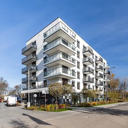 Superapart Nowy Sluzewiec, Next To Chopina Airport, Tor Sluzewiec, Aircondition *