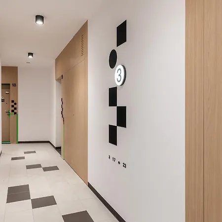 Superapart Nowy Sluzewiec, Next To Chopina Airport, Tor Sluzewiec, Aircondition * Varsovie