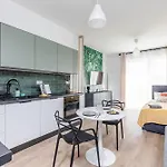 Superapart Nowy Sluzewiec, Next To Chopina Airport, Tor Sluzewiec, Aircondition Διαμέρισμα Βαρσοβία
