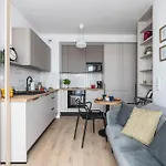 Superapart Nowy Sluzewiec, Next To Chopina Airport, Tor Sluzewiec, Aircondition *