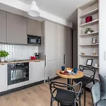 Superapart Nowy Sluzewiec, Next To Chopina Airport, Tor Sluzewiec, Aircondition Διαμέρισμα