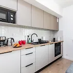Superapart Nowy Sluzewiec, Next To Chopina Airport, Tor Sluzewiec, Aircondition Διαμέρισμα *