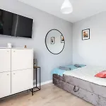 Superapart Nowy Sluzewiec, Next To Chopina Airport, Tor Sluzewiec, Aircondition Διαμέρισμα