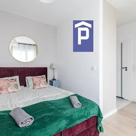Apartment Superapart Nowy Sluzewiec, Next To Chopina Airport, Tor Sluzewiec, Aircondition Warschau