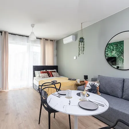 Superapart Nowy Sluzewiec, Next To Chopina Airport, Tor Sluzewiec, Aircondition