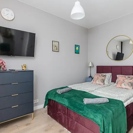 Superapart Nowy Sluzewiec, Next To Chopina Airport, Tor Sluzewiec, Aircondition * Warschau