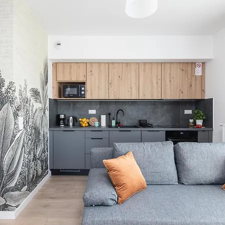 Superapart Nowy Sluzewiec, Next To Chopina Airport, Tor Sluzewiec, Aircondition Apartment