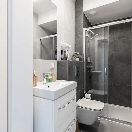 Апартаменты Superapart Nowy Sluzewiec, Next To Chopina Airport, Tor Sluzewiec, Aircondition