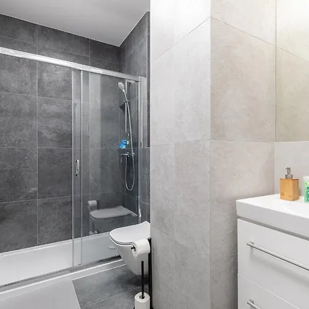 Superapart Nowy Sluzewiec, Next To Chopina Airport, Tor Sluzewiec, Aircondition