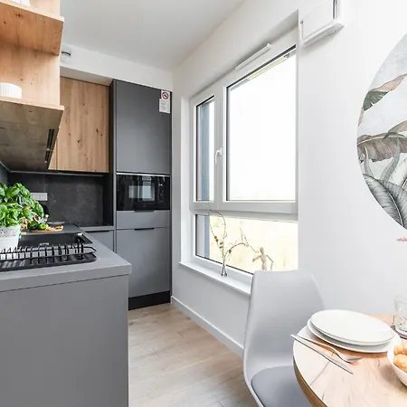 Superapart Nowy Sluzewiec, Next To Chopina Airport, Tor Sluzewiec, Aircondition Апартаменты *