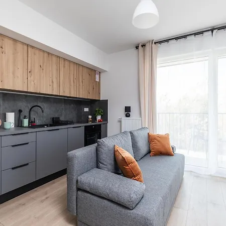 Superapart Nowy Sluzewiec, Next To Chopina Airport, Tor Sluzewiec, Aircondition Апартаменты